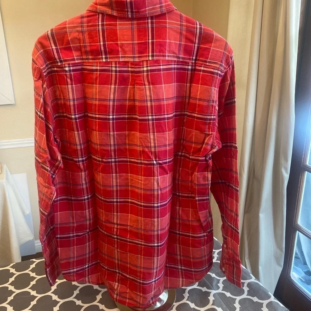 American Eagle Outfitters Red and White Relaxed Button Down Shirt